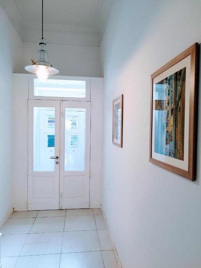Chic, Stylish Traditional Townhouse With Terrace - St. Paul'S Bay Esterno foto